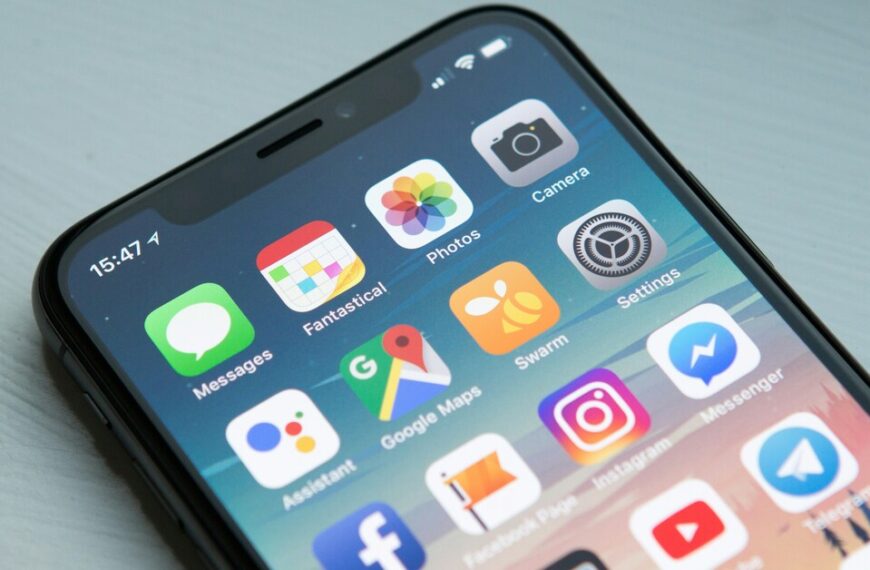Mobile App vs. Mobile-Friendly Website: Which is Best for My Business?